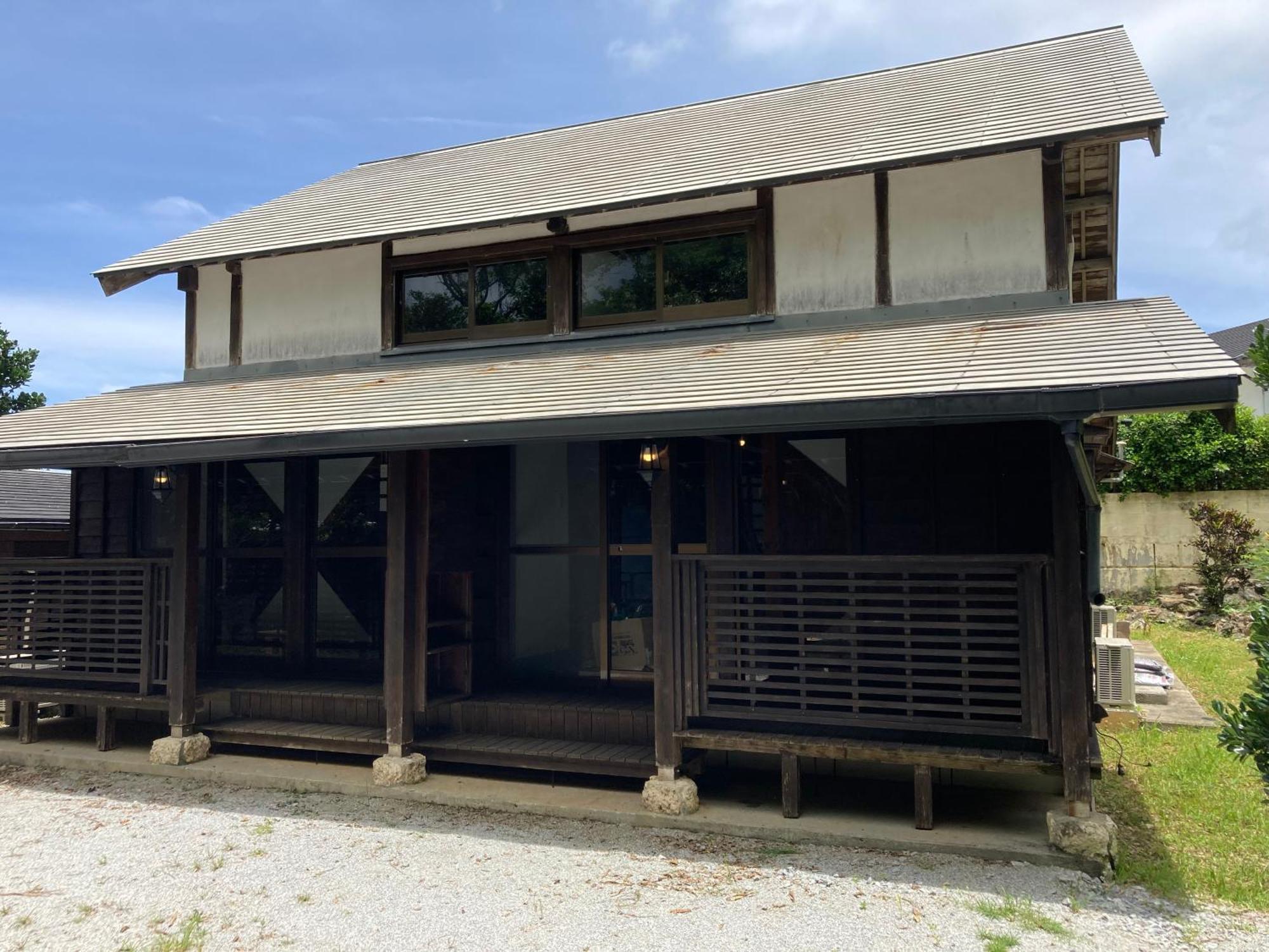 Ｐｅｎｓｉｏｎ　Ｓｈｉｍａｋａｚｅ Hotel Motobu Phòng bức ảnh